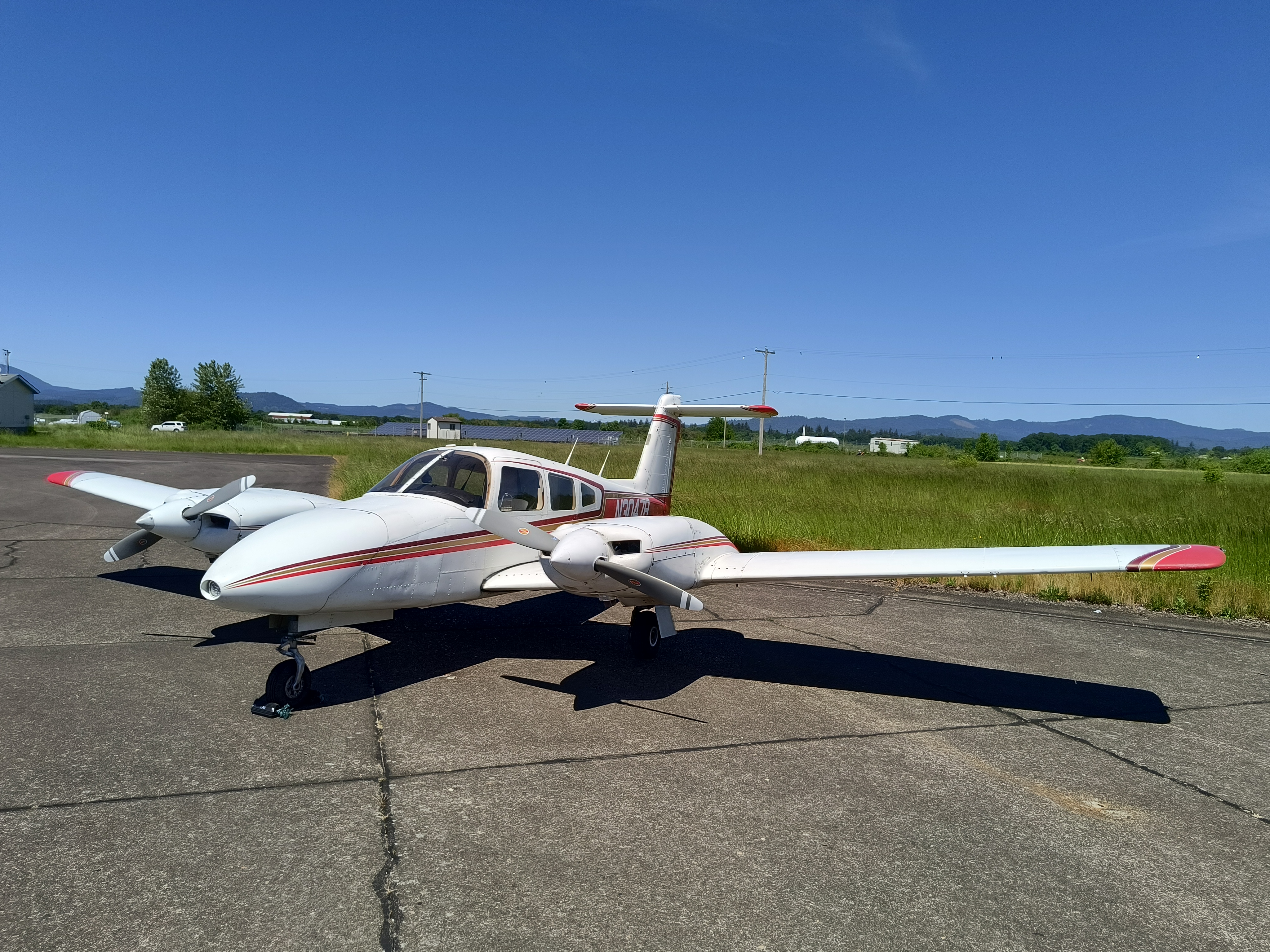 KEUG: Piper Seminole 180 - Wendy